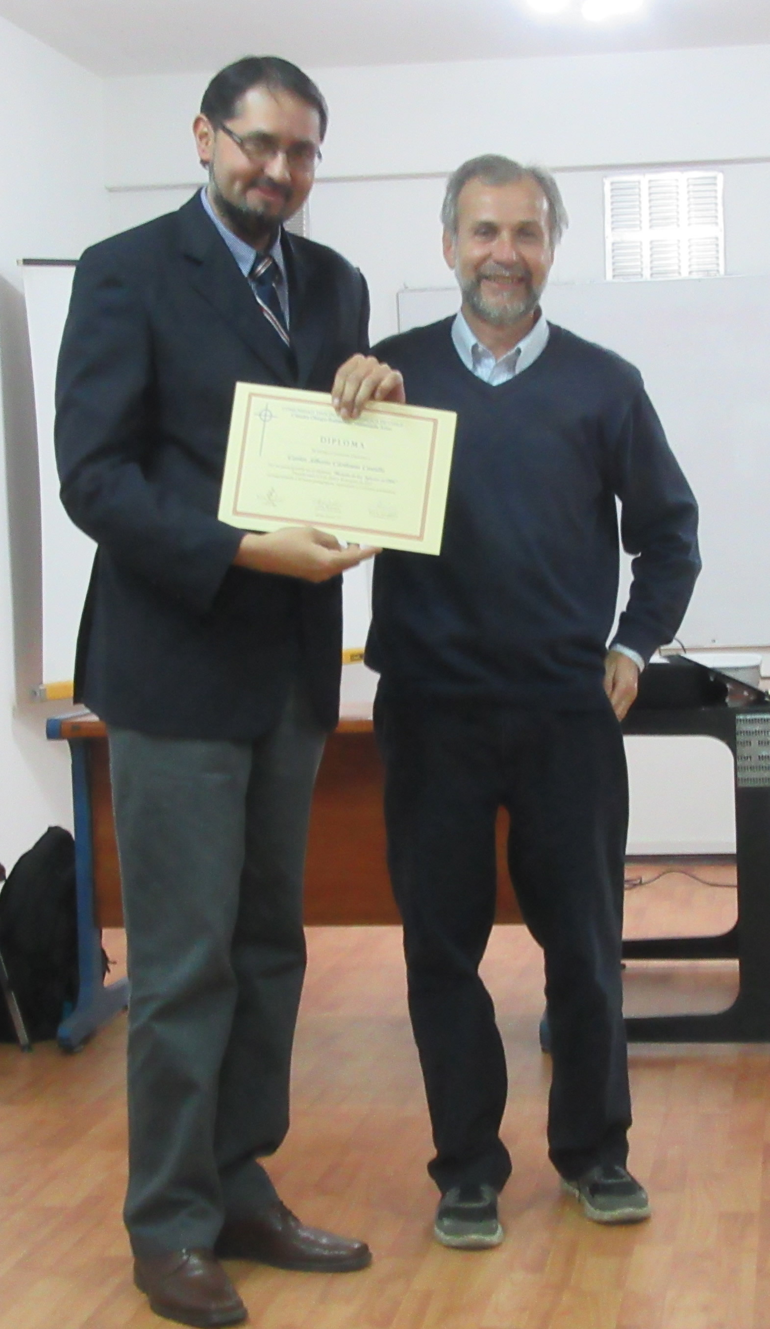 Carlos cárdenas